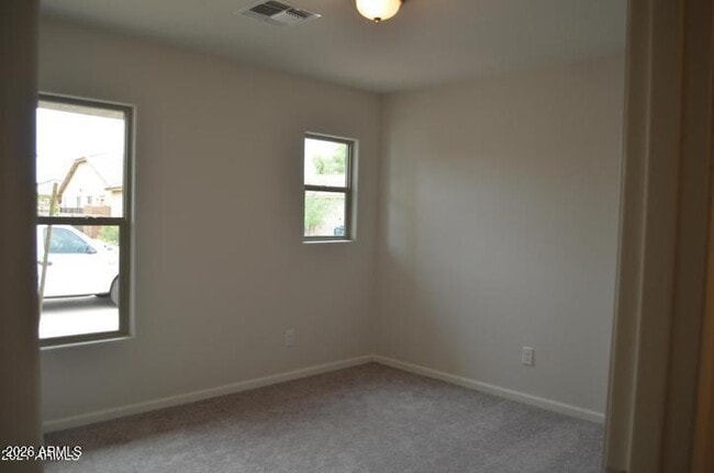 Building Photo - 2367 Oakmont Ln