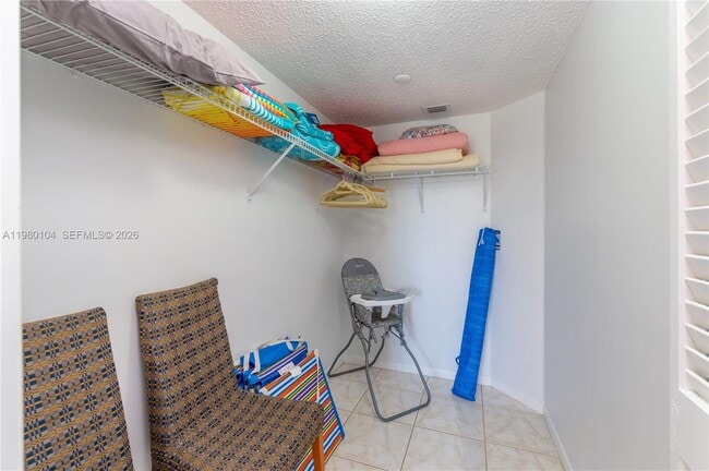 Building Photo - 17801 N Bay Rd