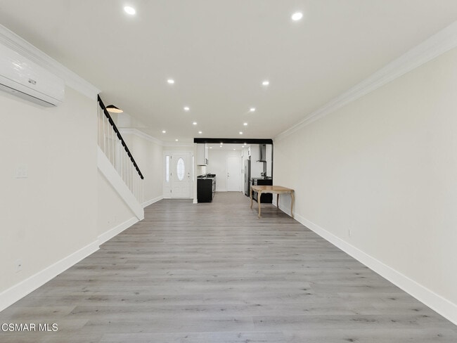 Building Photo - 3811 Lake Harbor Ln