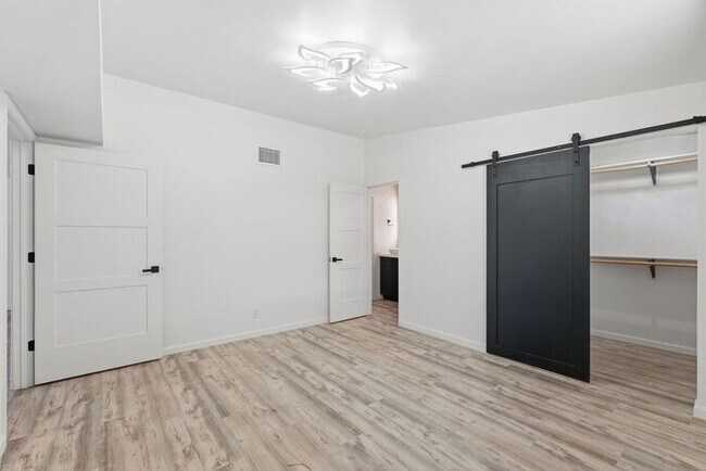 Building Photo - Bright & Airy 2-Bedroom Midtown Tucson Apartment Near TMC & The Loop