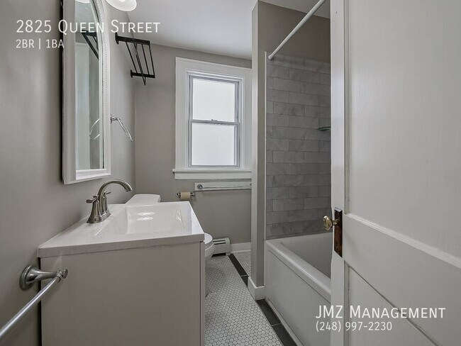 Building Photo - 2825 Queen St