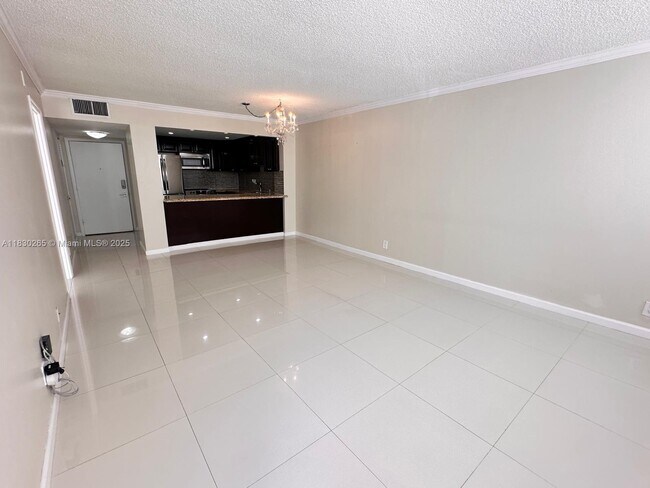 Building Photo - 1801 S Ocean Dr