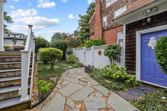 Building Photo - Timeless Ghent Home features charm and elegance in Historic Stockley Gardens