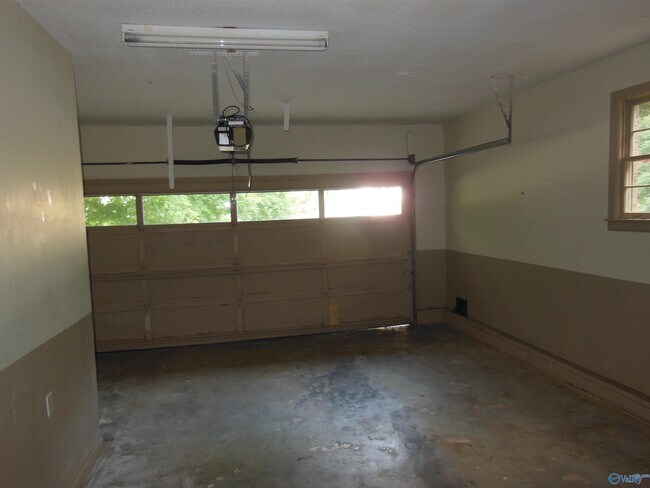 Building Photo - 1725 Millican Pl NW