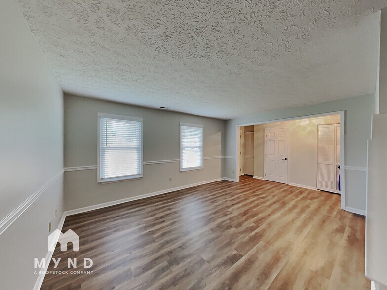 Building Photo - 8224 Wynewood Ct
