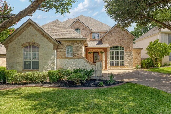 Building Photo - 2279 Fernspring Dr