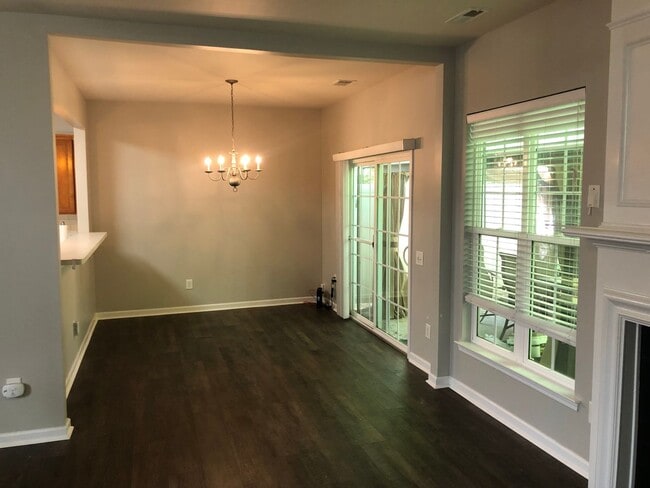 Building Photo - This lovely townhome is located in the highly desirable community of Blakeney Preserve just off R...