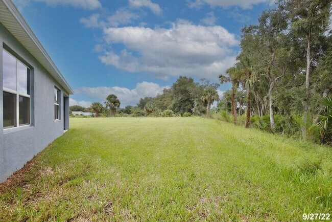 Building Photo - Modern 4/2 Home in Sanford with Open Concept Living and 2 Car Garage!