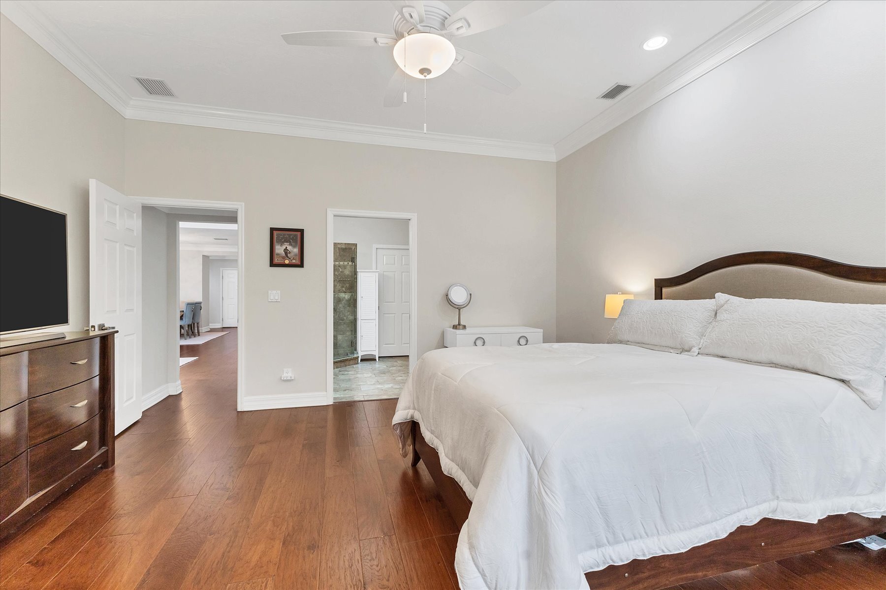 Building Photo - 1711 Starling Dr