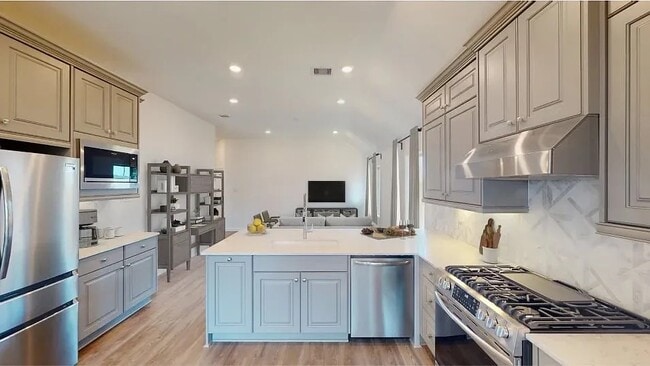 Building Photo - 6306 Symphony Wave Dr