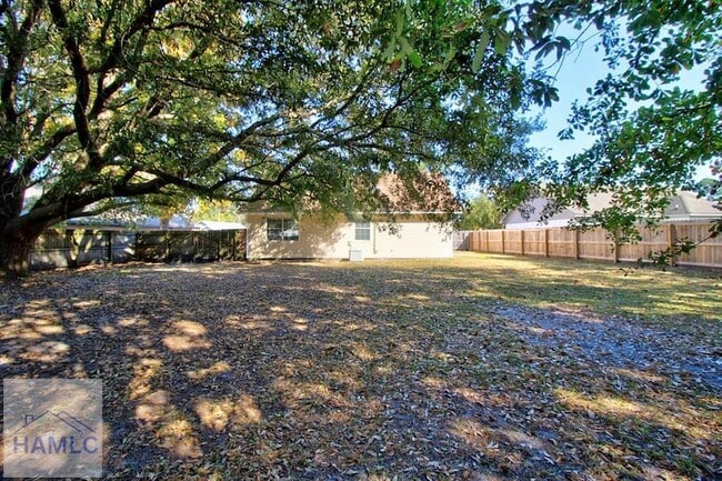 Building Photo - 664 Windward Dr