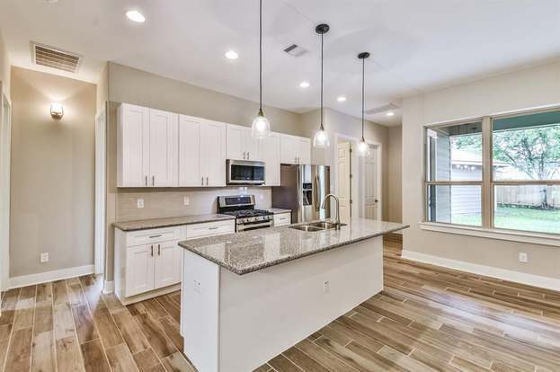 Building Photo - 2014 Briarstem Dr