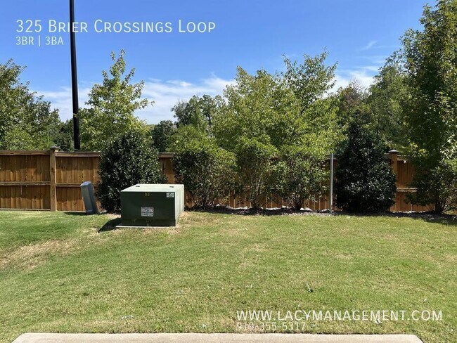 Building Photo - 325 Brier Crossings Loop
