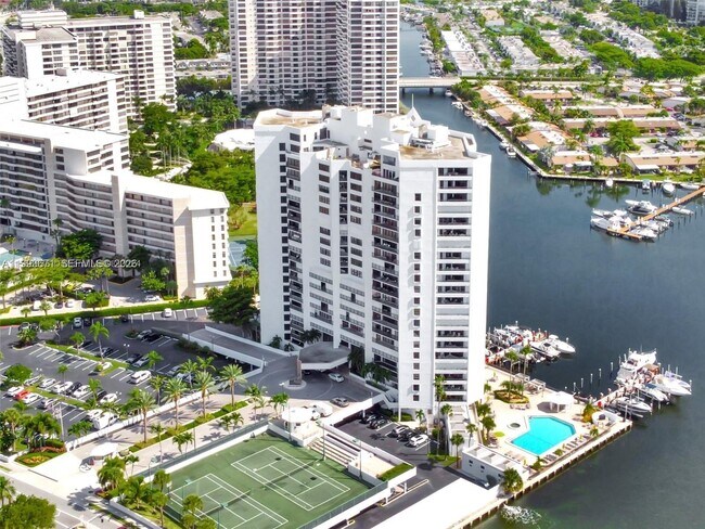 Building Photo - 300 Three Islands Boulevard