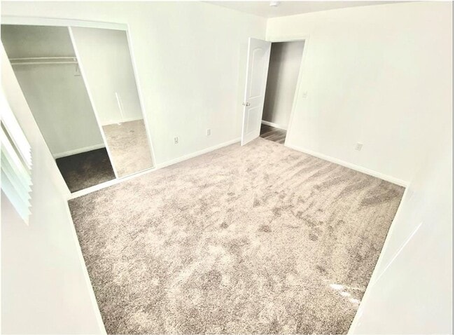 Building Photo - BROADWAY(10617)