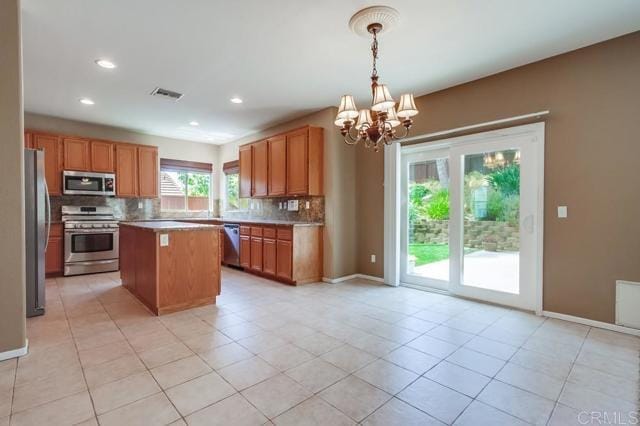Building Photo - 777 Aldea Dr