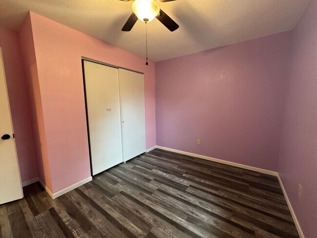 Building Photo - 14467 Worth Ln