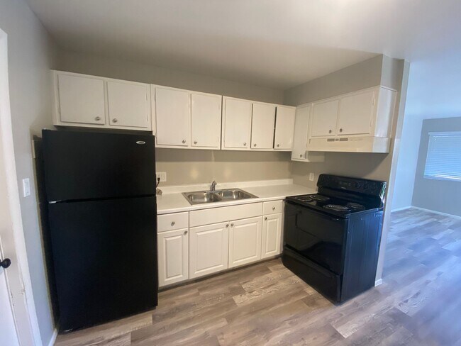 Floorplan - Devonshire Apartments