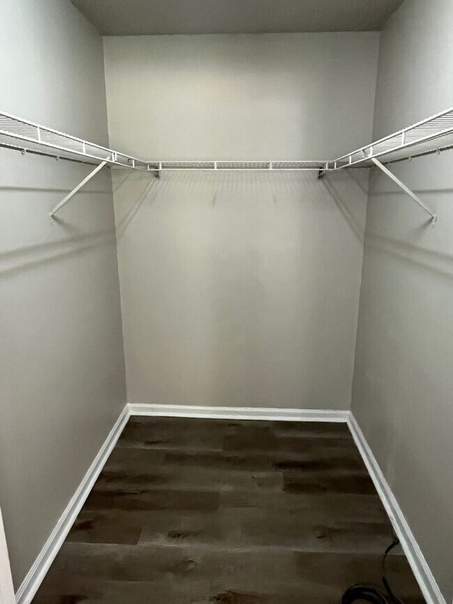 Building Photo - Updated 3 Bed + Loft with Large Garage in ...