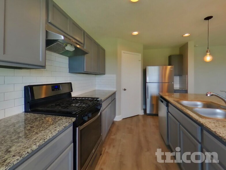Building Photo - 4422 Brinton Saddle Ln