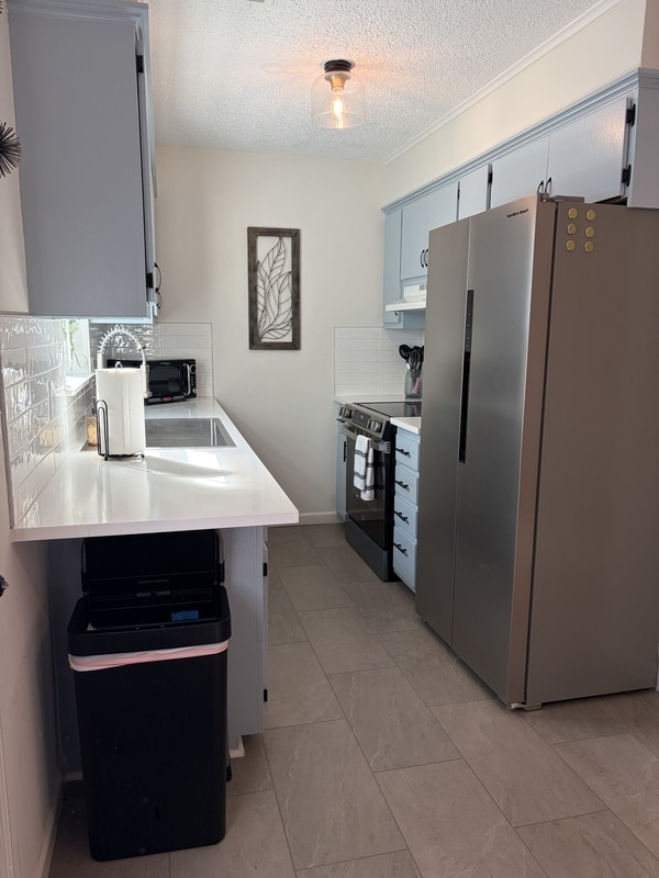 Building Photo - 2630 Kantz Dr