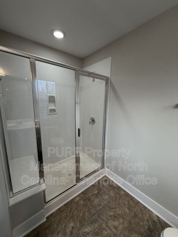 Building Photo - 2731 Tranquil Oak Pl