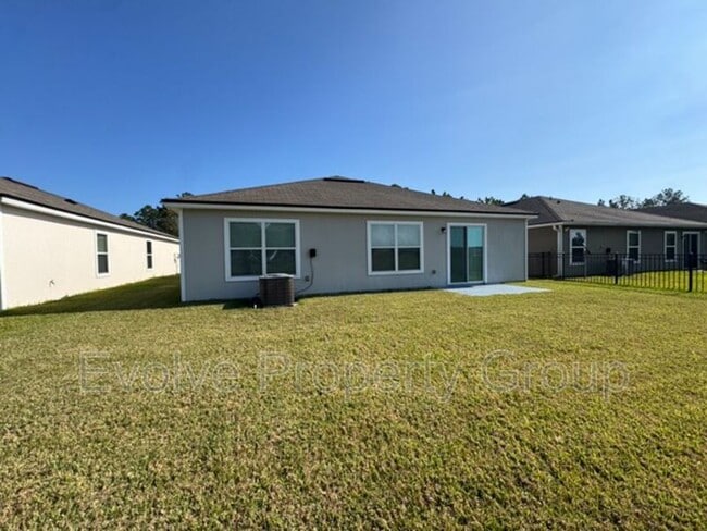 Building Photo - 119 Fairway Ct