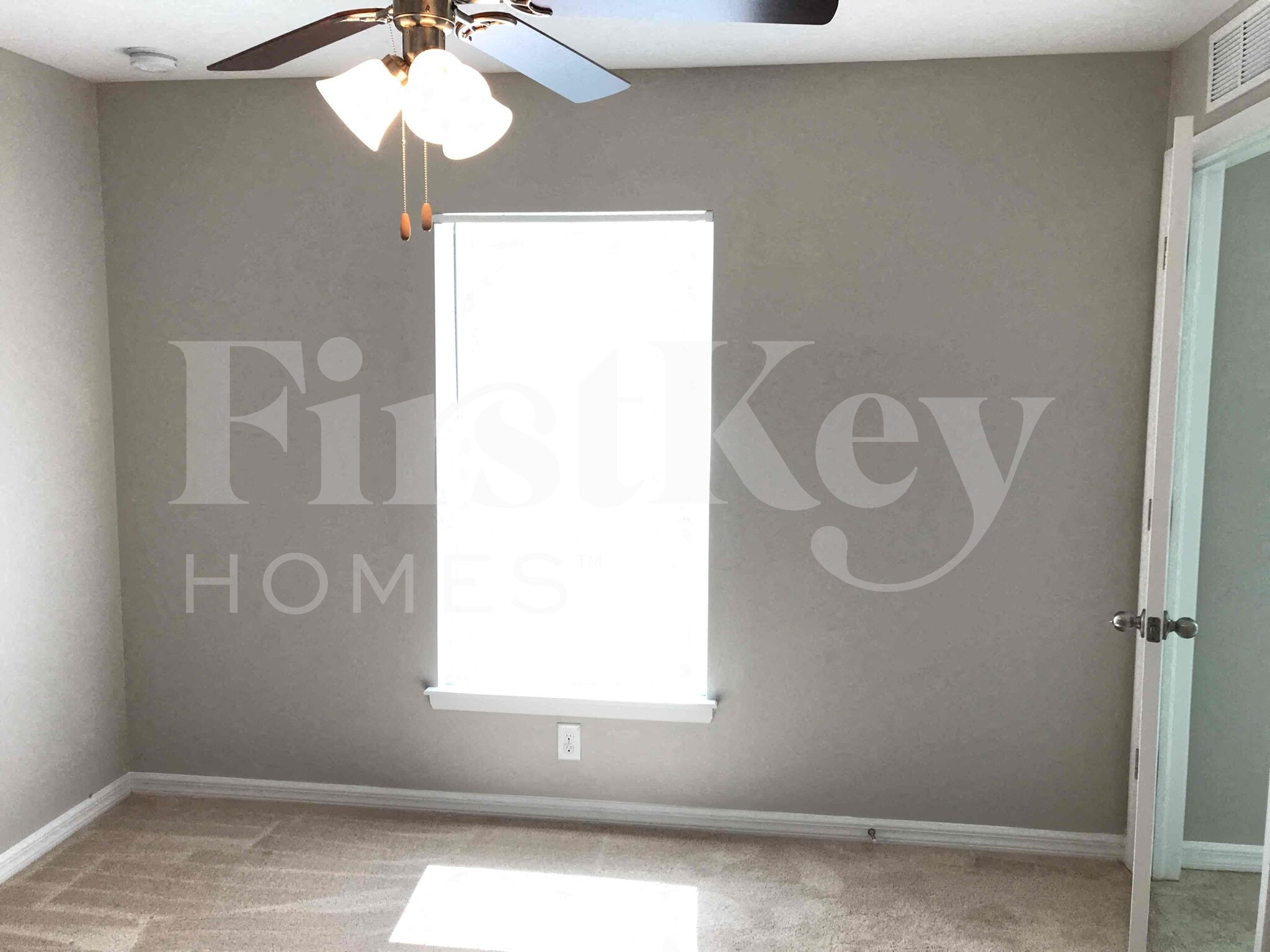 Building Photo - 2512 NW 24th Terrace