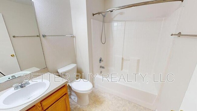 Building Photo - 5 Ryland Pl