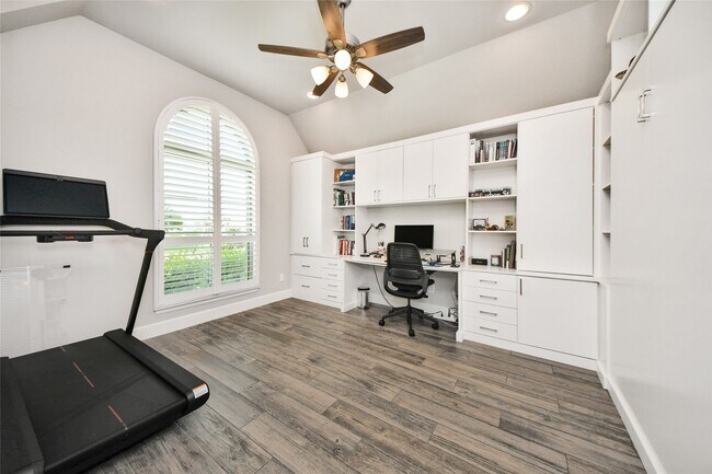 Building Photo - 2206 Forest Trace Ln