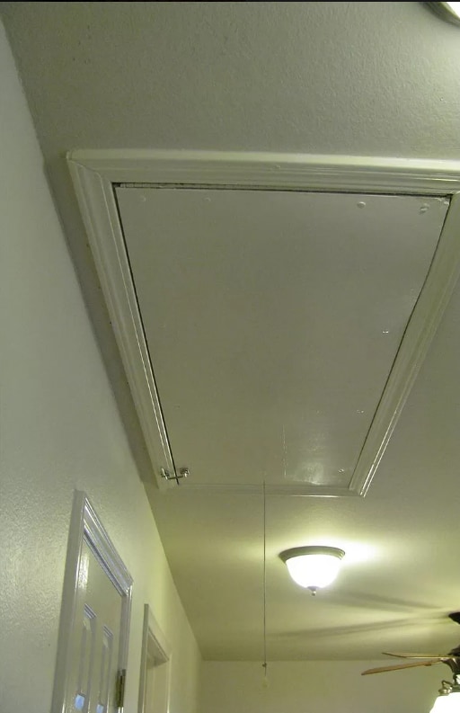 Building Photo - 7521 Country Club Dr