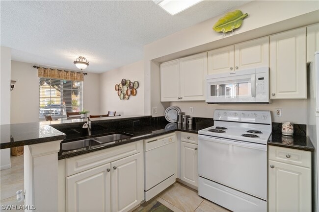 Building Photo - 1265 Wildwood Lakes Blvd