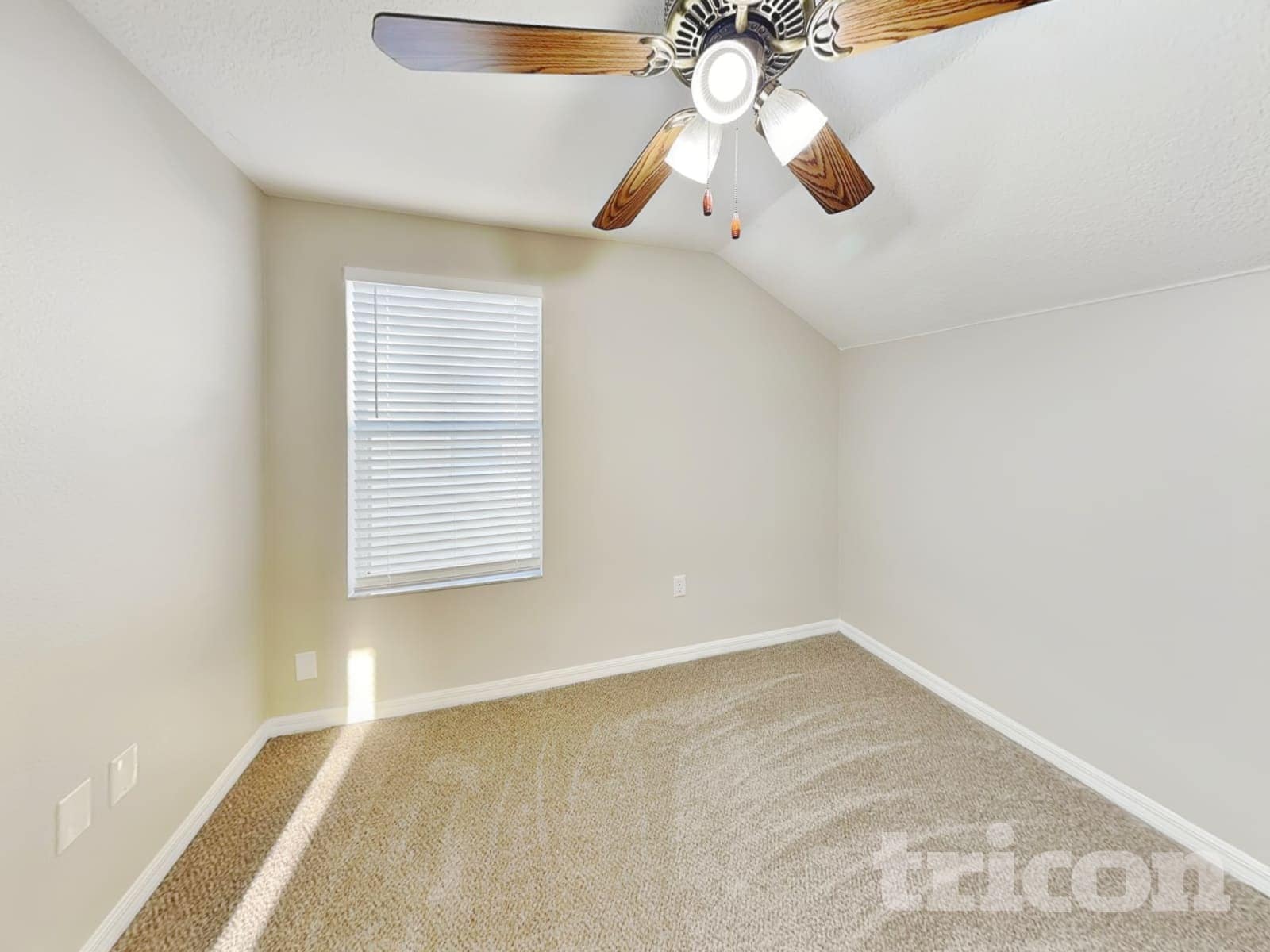 Building Photo - 3919 Day Bridge Pl