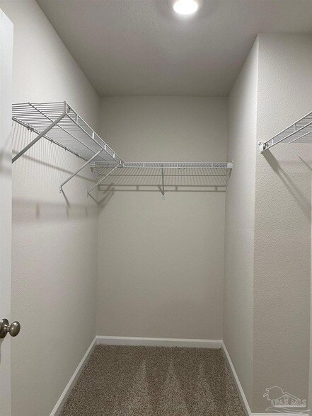 Building Photo - 8665 Pathstone Blvd