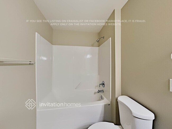 Building Photo - 20302 19th Ave E