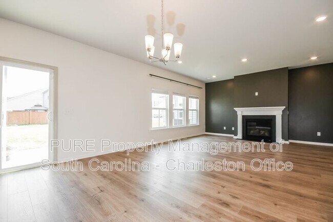 Building Photo - 104 Bay Eddy Ct