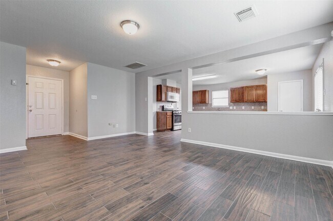 Building Photo - 9307 Grove Haven Dr