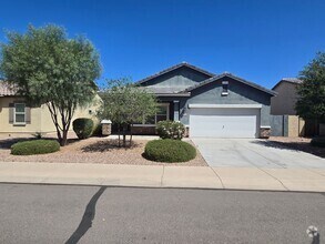 Building Photo - Remodeled, like-new, 3-bedroom, 2-bath