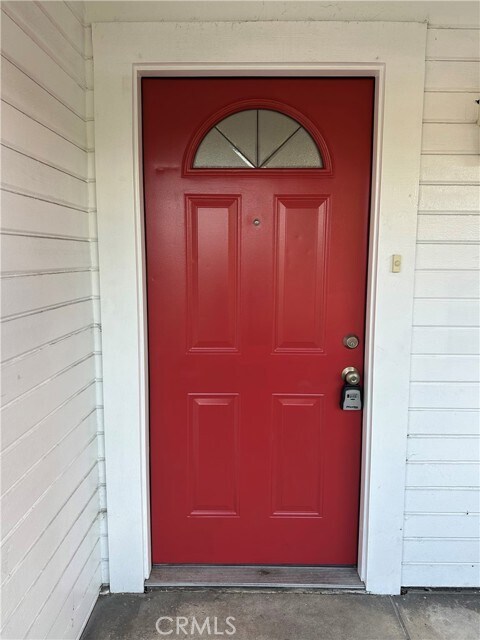 Building Photo - 956 E 43rd St