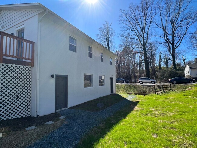 Primary Photo - King St.