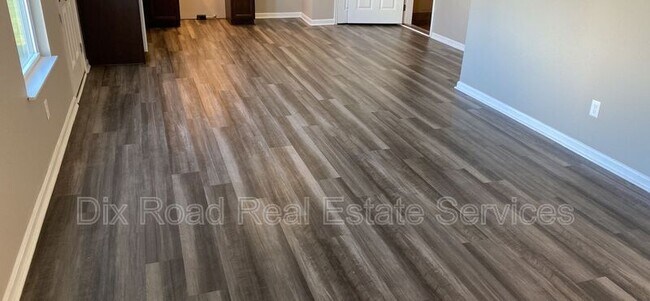 Building Photo - 806 Prescot Cir