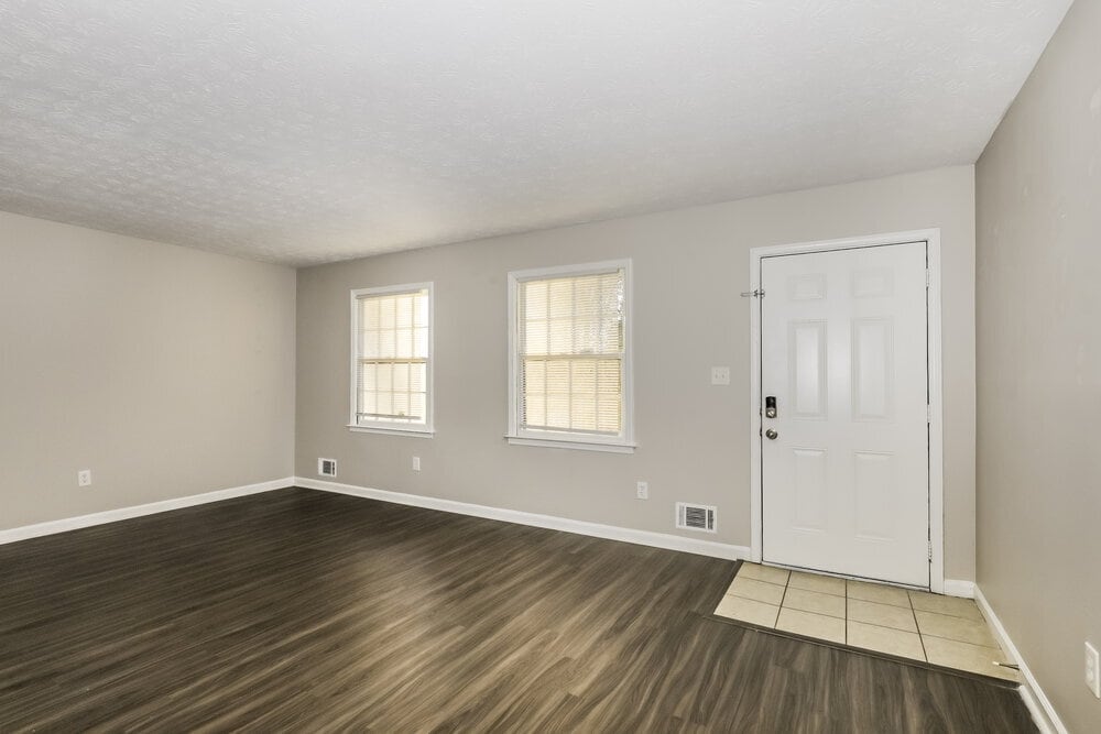 Building Photo - 5789 Northfield Dr