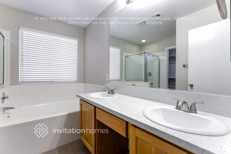 Building Photo - 7937 Turtle Island Ct