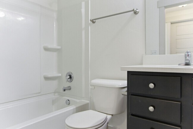 Building Photo - 5152 E Sequoia Way