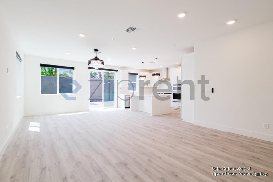 Building Photo - 73 Lemon Twist Ct