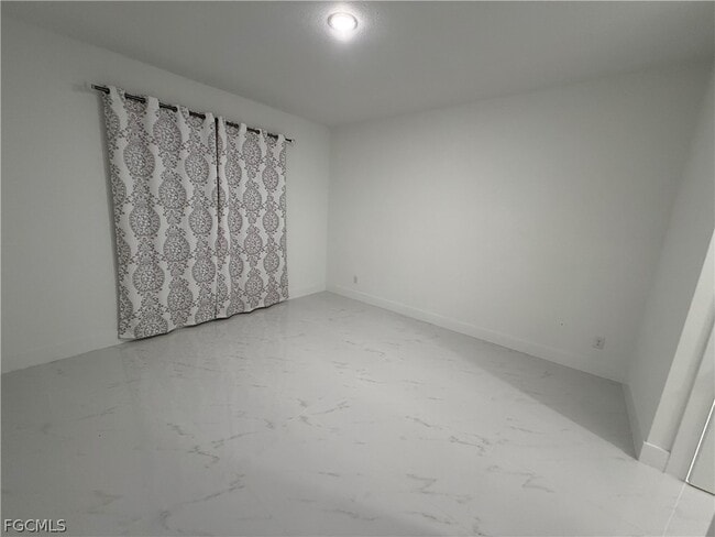 Building Photo - 3311 72nd St W