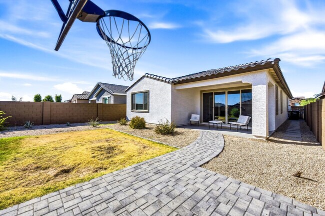 Building Photo - 2053 W Sienna Bouquet Pl