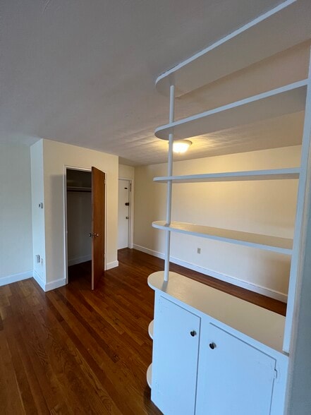 Building Photo - 333 Massachusetts Ave