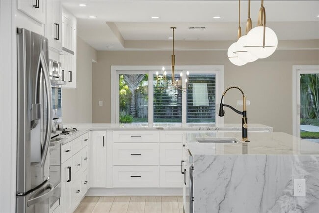 Building Photo - 845 Snell Isle Blvd NE