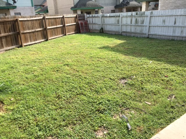 Building Photo - 2801 Charleston Ln